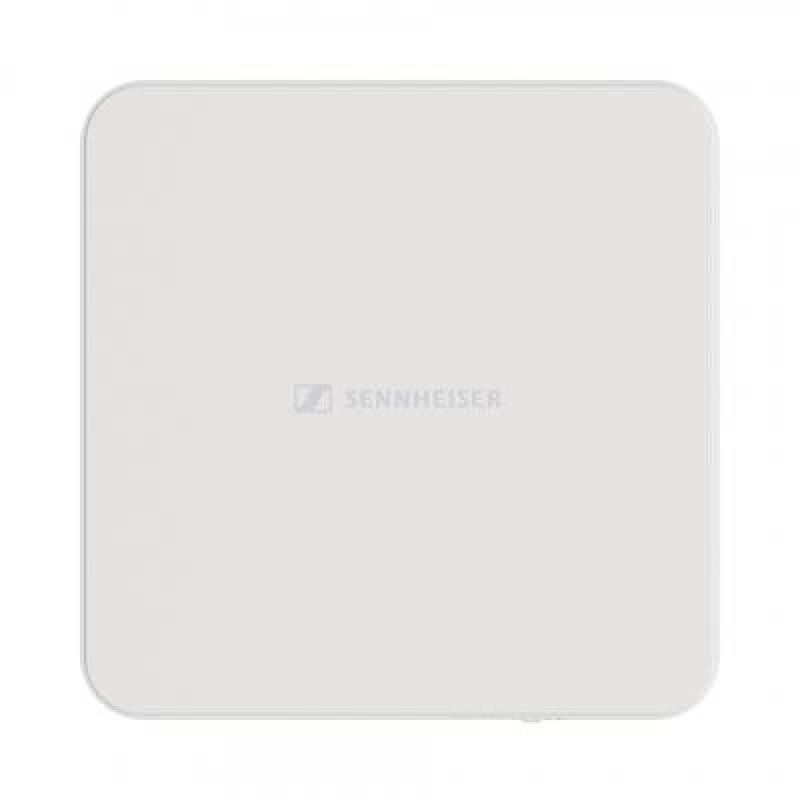 AWM UHF (470 - 694 MHZ) Active Directional Antenna