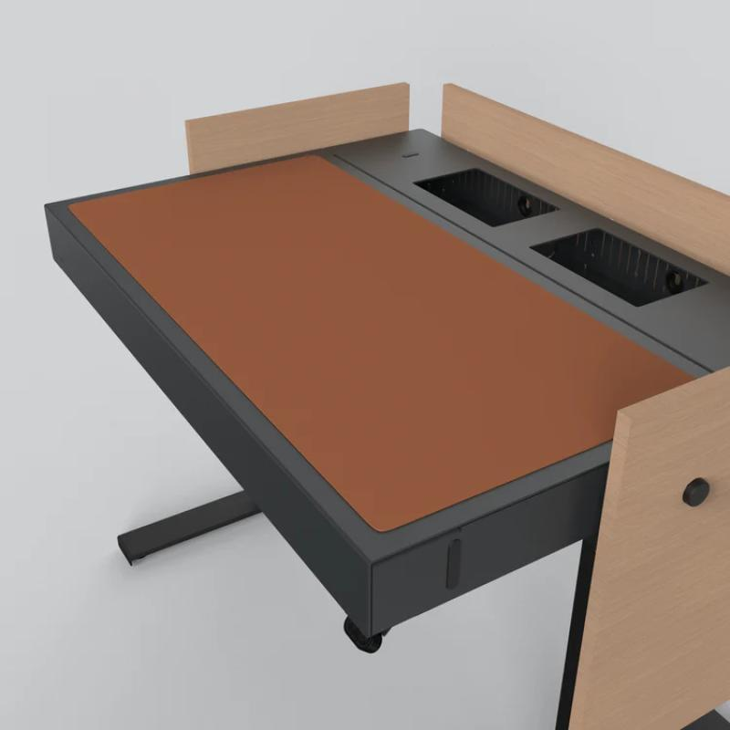 H922-4008 Desk Pad for Heckler Lectern 4U, Brick