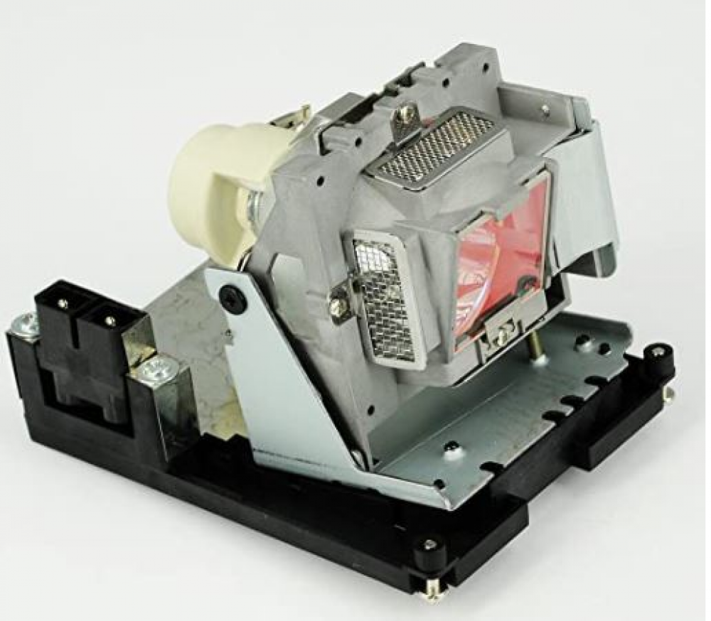 5811116206-SU Projector Lamp